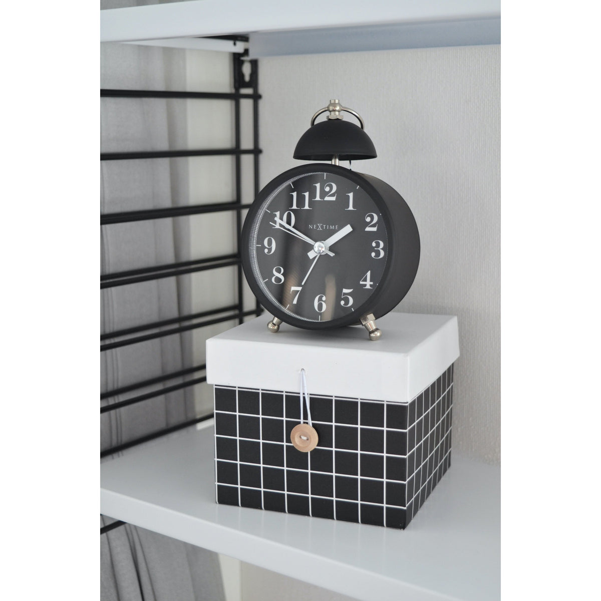 NeXtime - Alarm clock – Ø 16 cm - Metal – Black– Loud Alarm- &#39;Single Bell&#39;
